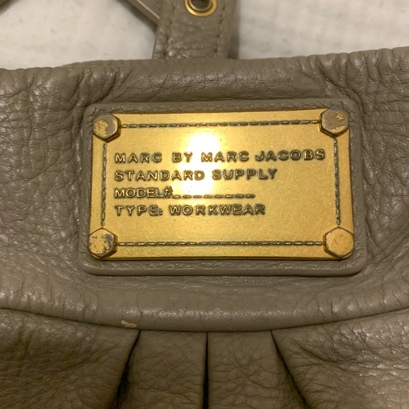 Marc Jacob’s Hillier Hobo Bag - Picture 6 of 6